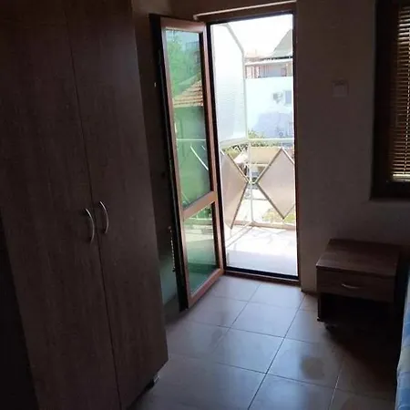 дом попови * Черноморец