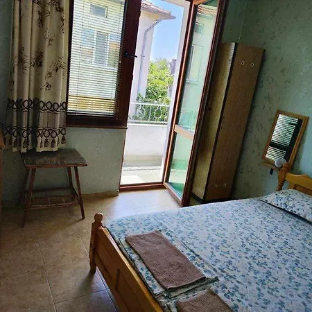 дом попови * Черноморец