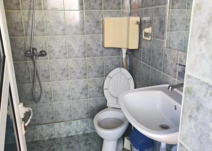 дом попови Pensionat Tjernomorets